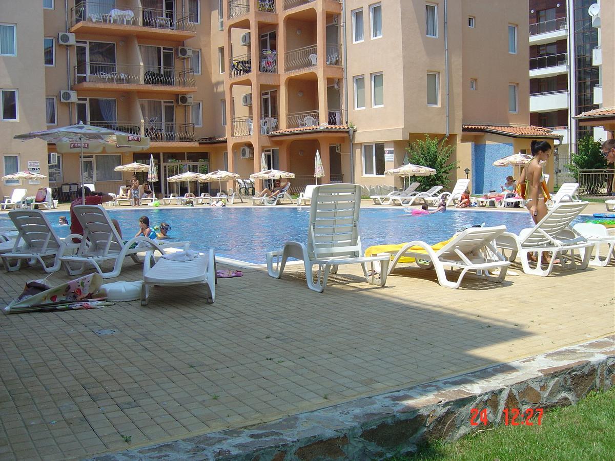 Casa Brava 2 Apartments Sveti Vlas Exterior photo