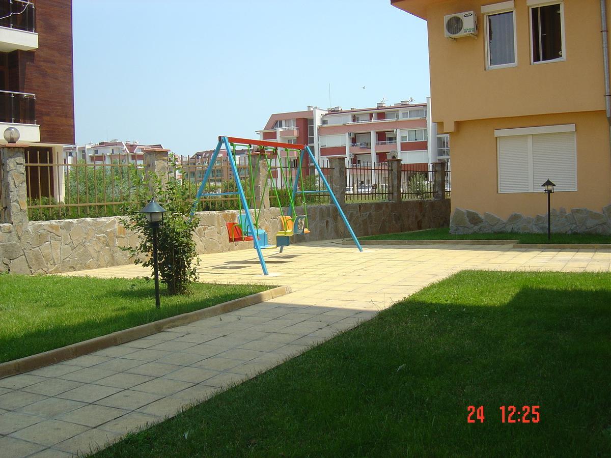Casa Brava 2 Apartments Sveti Vlas Exterior photo
