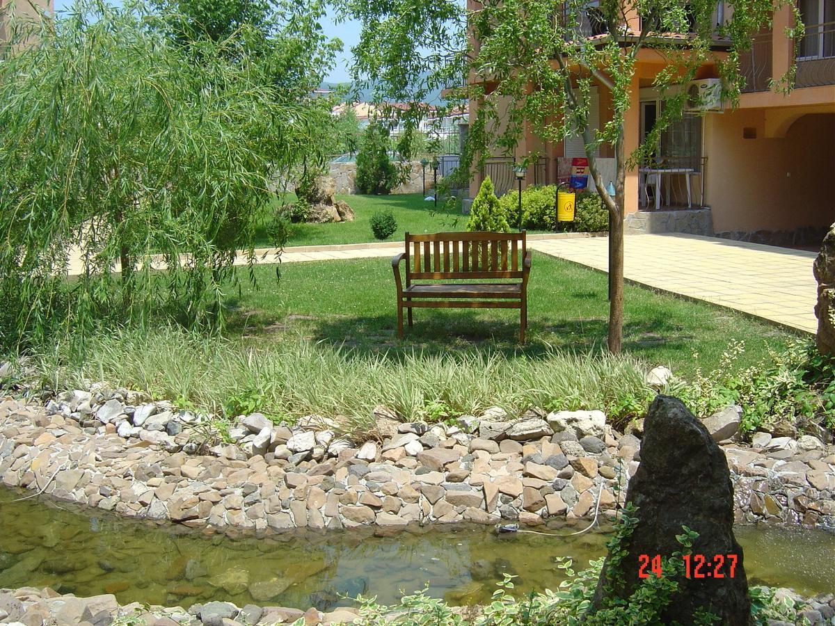 Casa Brava 2 Apartments Sveti Vlas Exterior photo